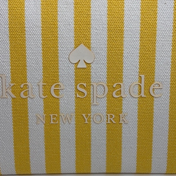 Kate Spade Women’s Yellow Striped Stone Canvas Large Zip Clutch NWT - Picture 4 of 11
